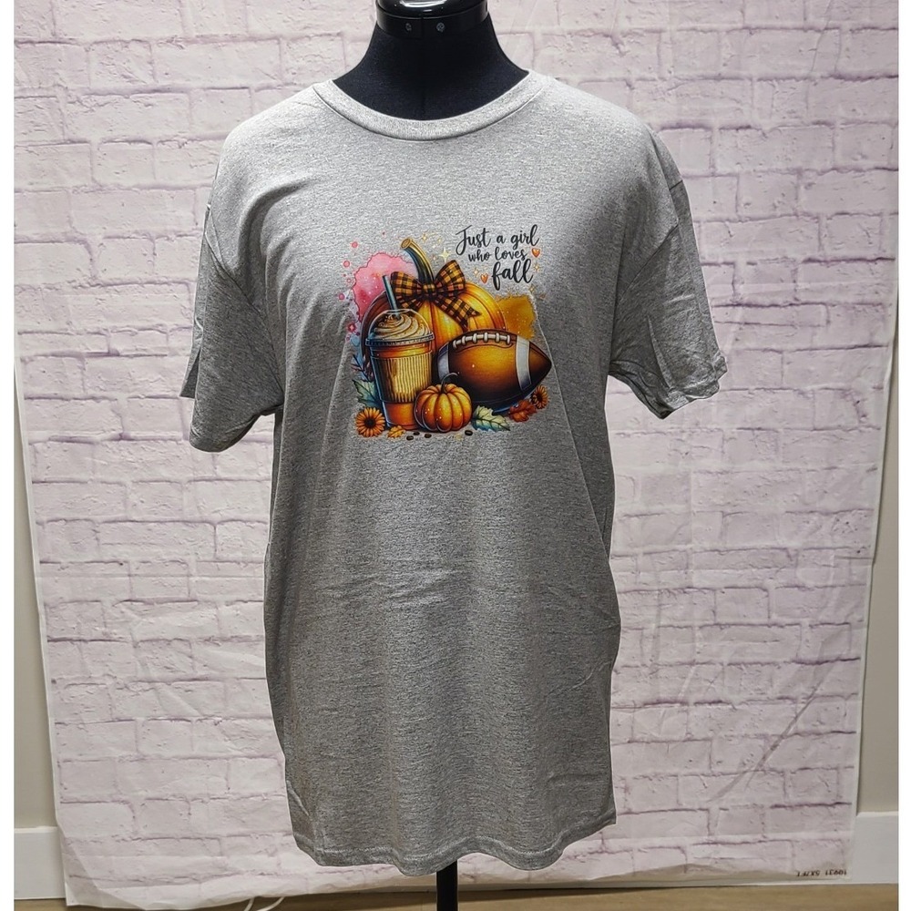 Just A Girl Who Loves Fall T-Shirt Gray Short Sleeve Football Pumpkin Medium